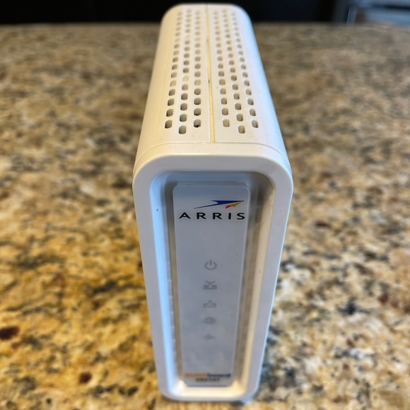 Arris Other - LIKE NEW IN BOX | ORIGINALLY $70 | Arris Surfboard SB6141 Premium Wi-Fi Modem